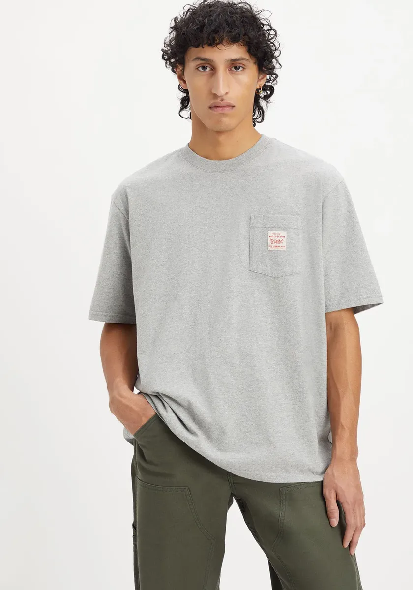 

Футболка Levi's "Workwear Tee" с накладным карманом, цвет Mid Tone Grey Heathe