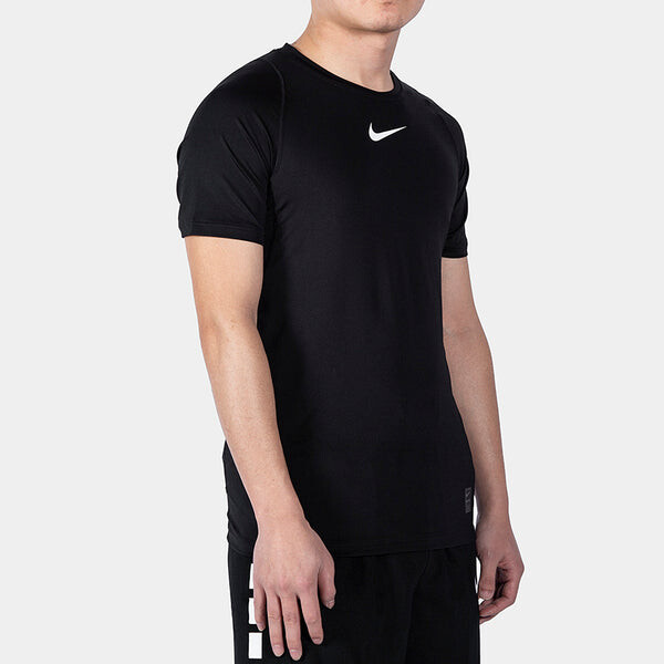 Спортивная футболка Nike Pro Top Short Sleeve Training Tight Black, черный — фото 3