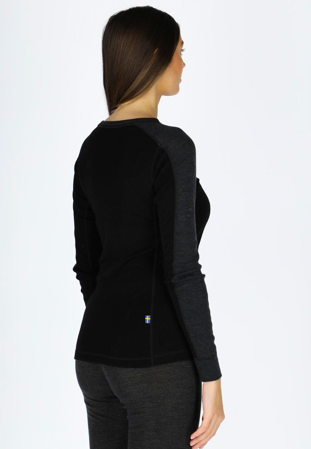 

Топ с длинными рукавами HIMALAYA CREWNECK W Swedemount, черный