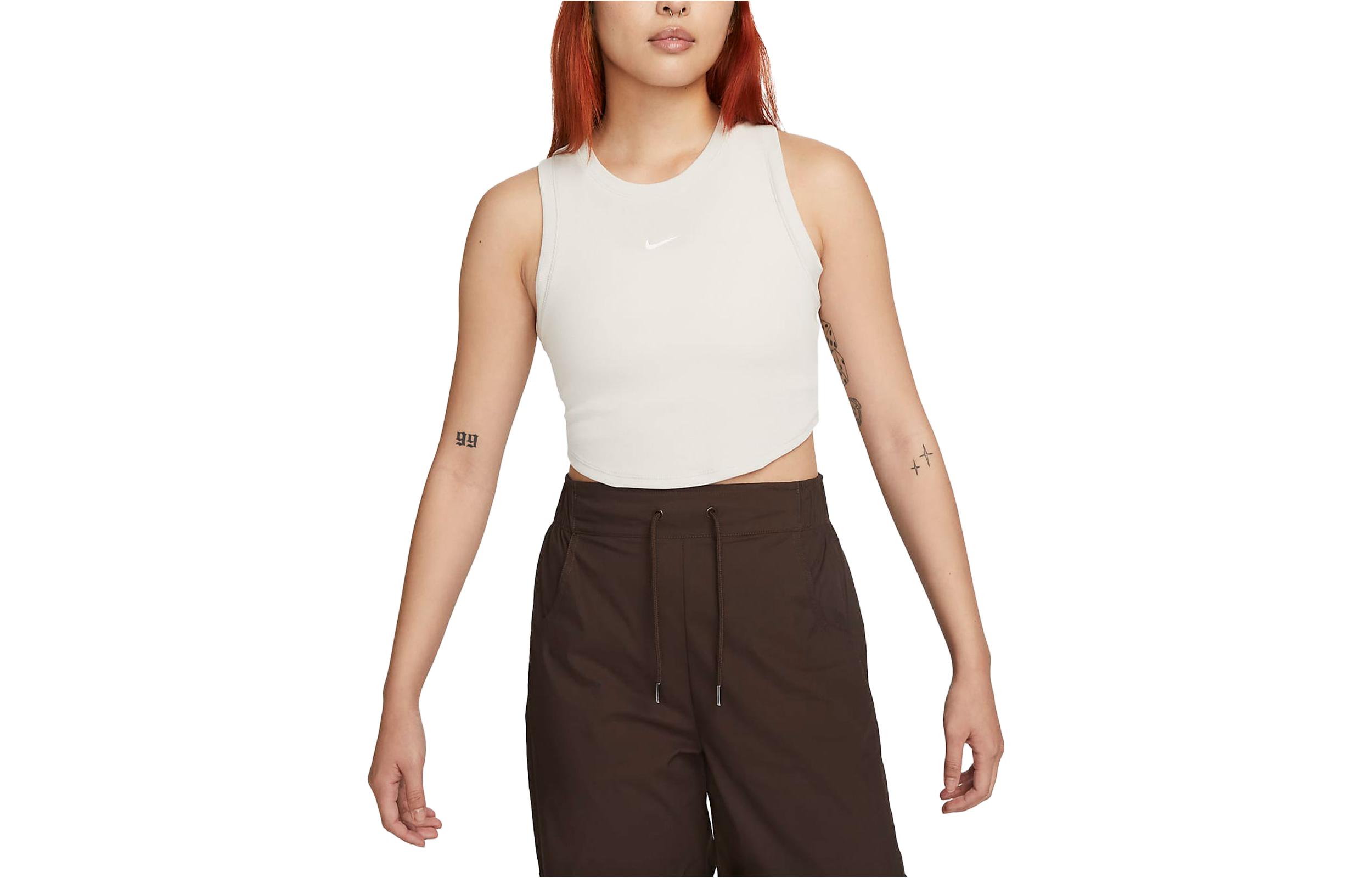 

Nike Женская майка серии Sportswear Essentials, цвет Light Redwood Umber