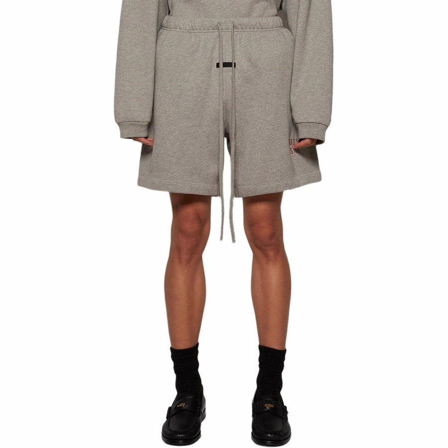 Спортивные шорты Fear of God Essentials Fleece Soccer Short 'Dark Heather', серый — фото 4