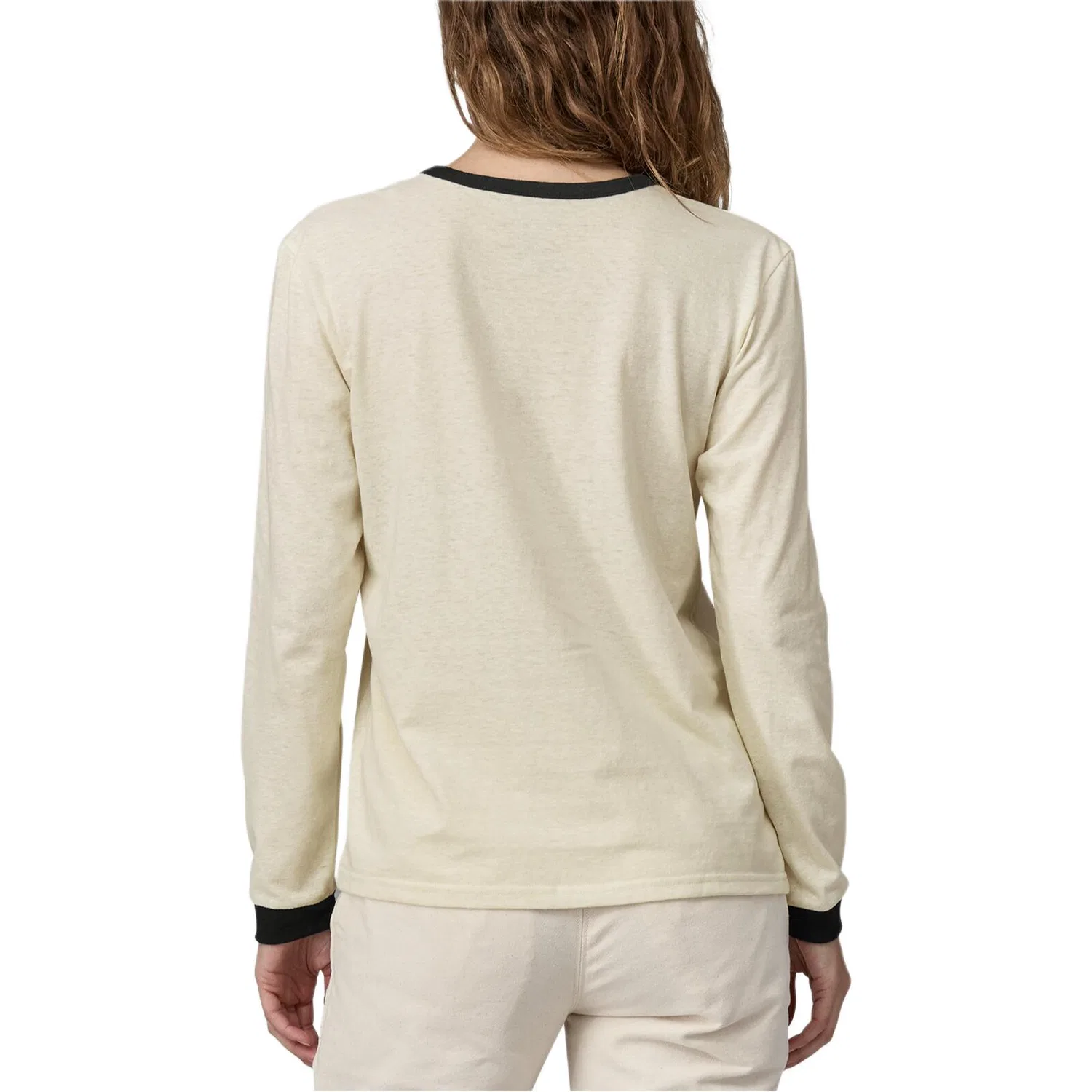 Футболка Patagonia Regular T Shirt Women's зеленая — фото 4