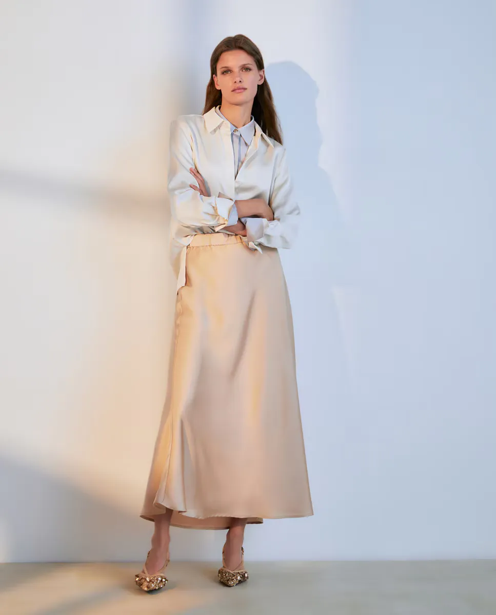 

Атласная блузка с длинными рукавами Woman El Corte Inglés, цвет 120 Crudo