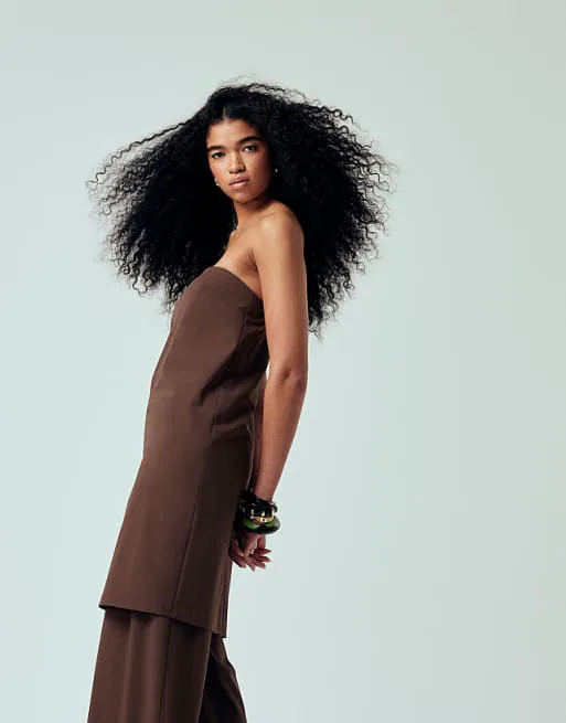 

Длинный топ с воротником-табардом шоколадного цвета ASOS DESIGN