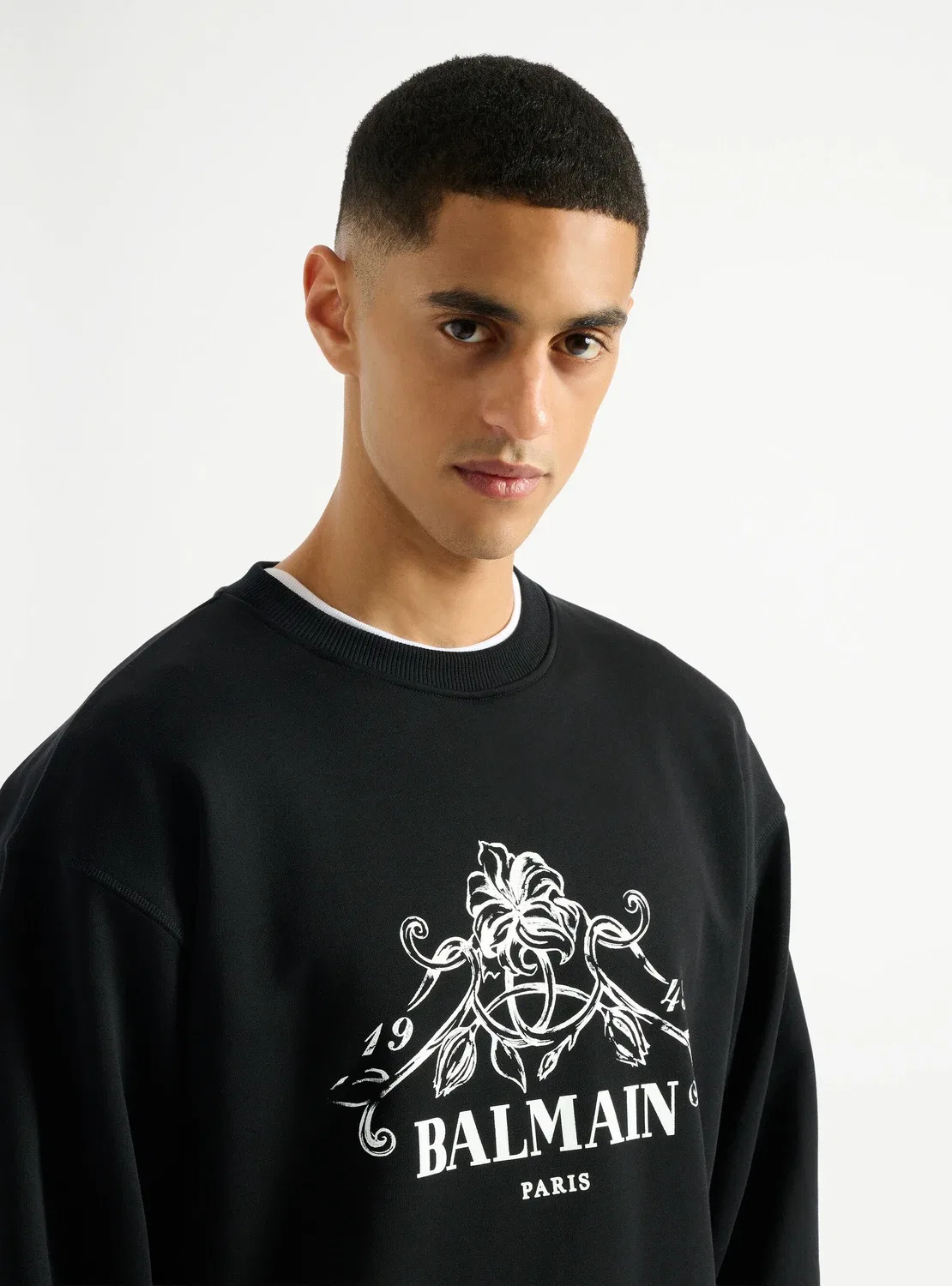 Свитшот BALMAIN с принтом в виде виноградной лозы, черный — фото 4