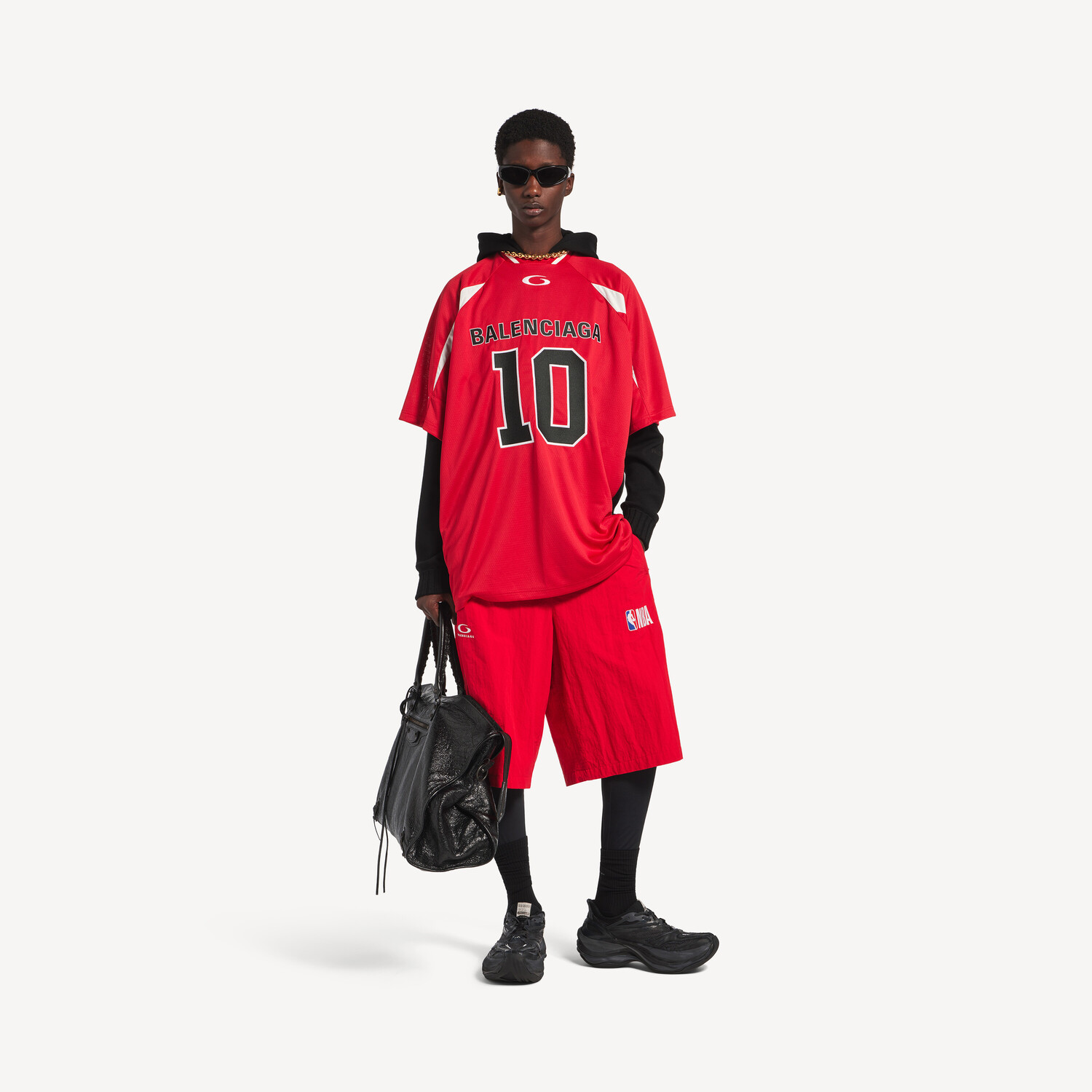 Мужские спортивные шорты Balenciaga | сотрудничество с NBA, цвет: новый черный — фото 2
