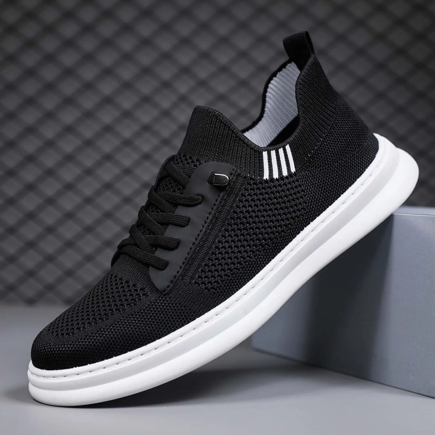 Зимние спортивные кроссовки Herren - Atmungsaktive leichte Herren-Sneaker fur Outdoor-Sport Fitnessstudio Laufen Bequeme Mesh Slip-On lassige Schnurschuhe als Wanderschuhe Generic, черный — фото 3