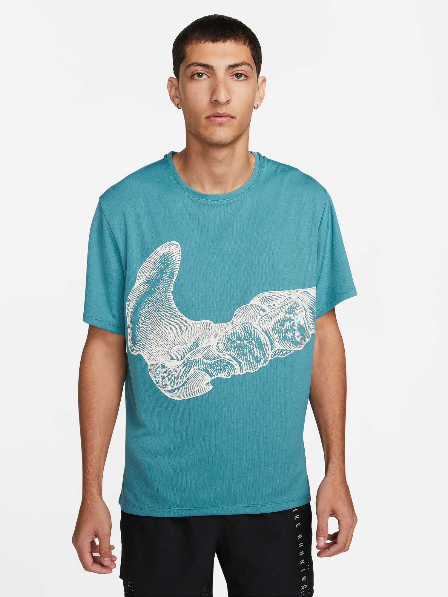 

Футболка Nike M NK DF UV RUN DVN MILER SS GX, зеленый