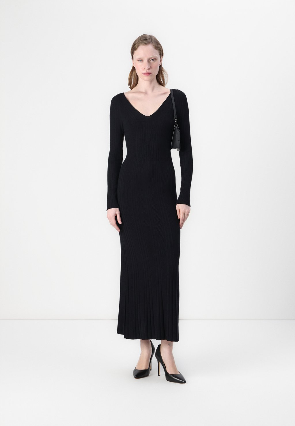 

Платье из джерси CHERYL V NECK DRESS Samsøe Samsøe, черный
