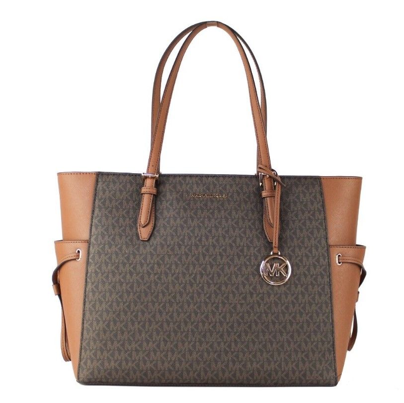 

Сумка-тоут Gilly Large Brown Signature PVC Travel Drawstring Michael Kors