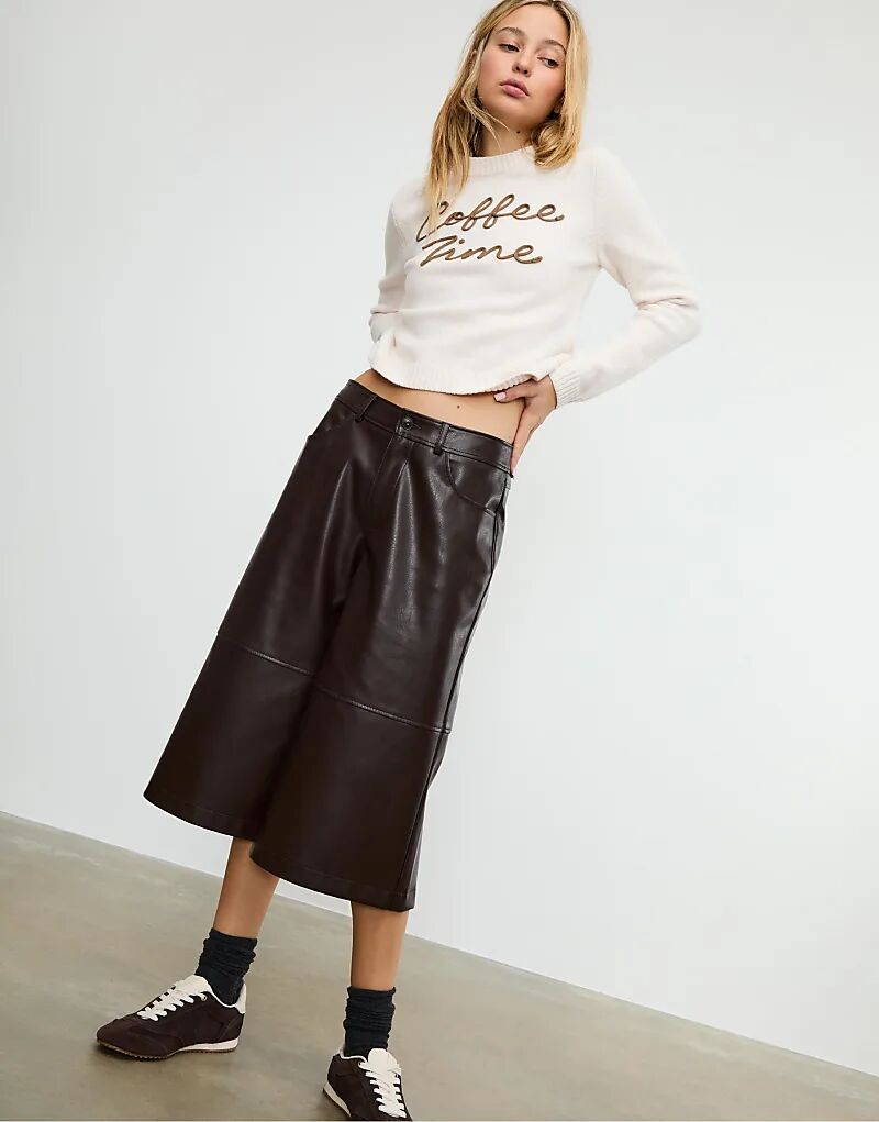 

Свитер Stradivarius Knit с надписью-лозунгом в цвете «ваниль»