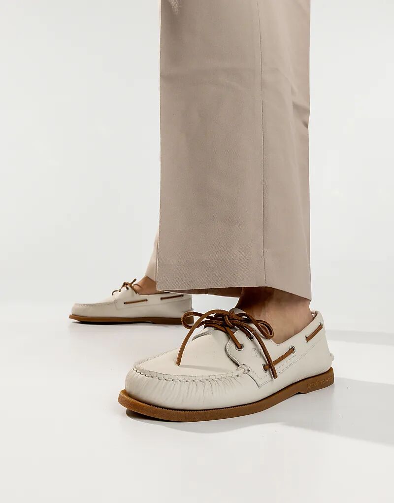 

Туфли-лодочки Sperry Authentic с двумя парами люверсов белого цвета