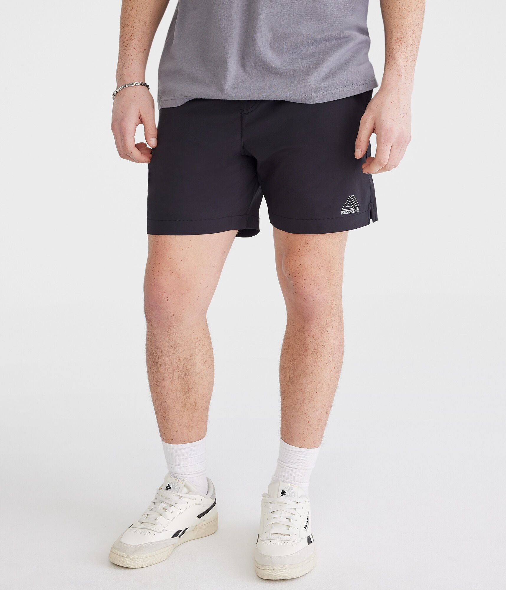 

Aeropostale Mvmnt Гибридные активные шорты 7", черный