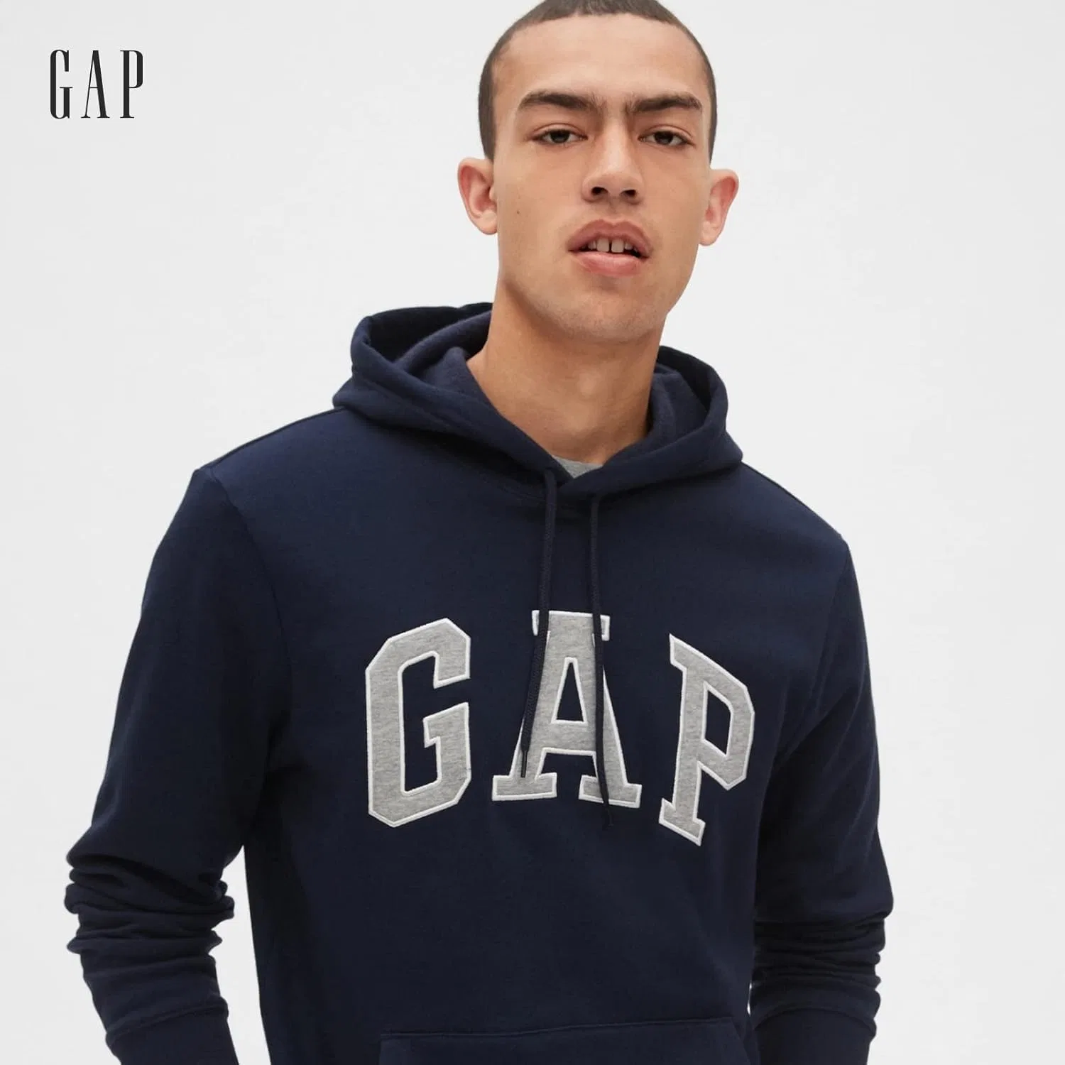 Худи GAP Heritage Logo Pullover Hoodie, красный — фото 2