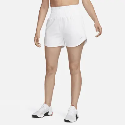 

Шорты Nike One, белый