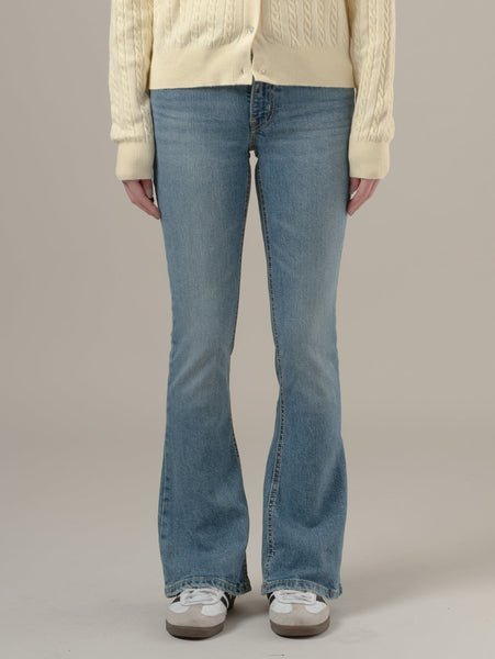 Низкие узкие джинсы-ботинки, средний размер, цвет индиго Levi's, Medium Indigo - Worn In