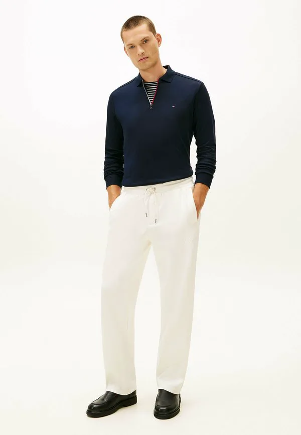 Рубашка-Поло на молнии с вышивкой флага, стандартного кроя. Tommy Hilfiger, Navy Blue — фото 2