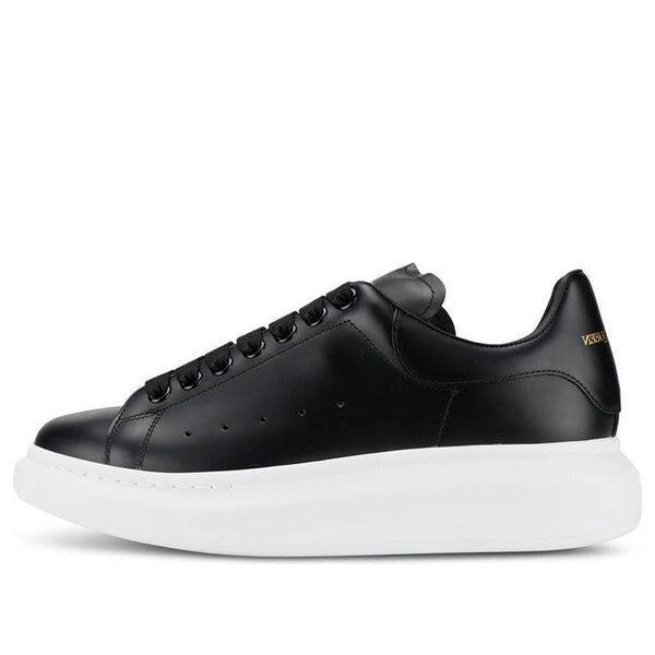 

Кроссовки oversized sneaker 'black white sole' Alexander Mcqueen, черный