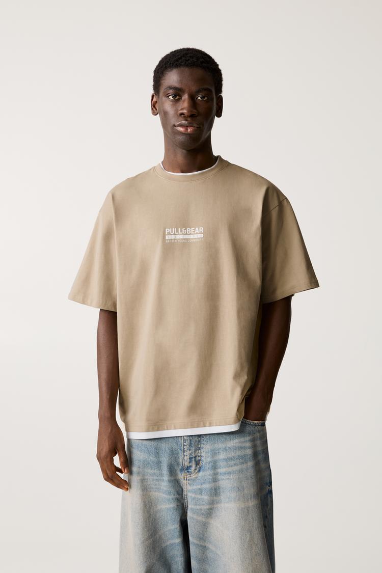

Футболка с короткими рукавами и логотипом Pull And Bear, бежевый