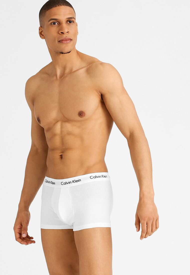 

Трусики LOW RISE TRUNK 3 PACK Calvin Klein Underwear, цвет white