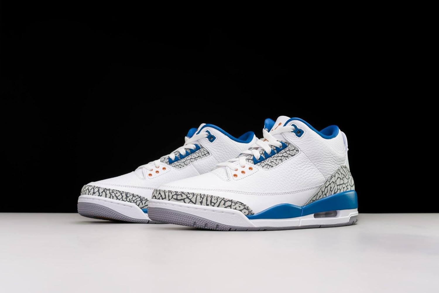 Мужские кроссовки Nike Air Jordan 3 Retro, белый — фото 4