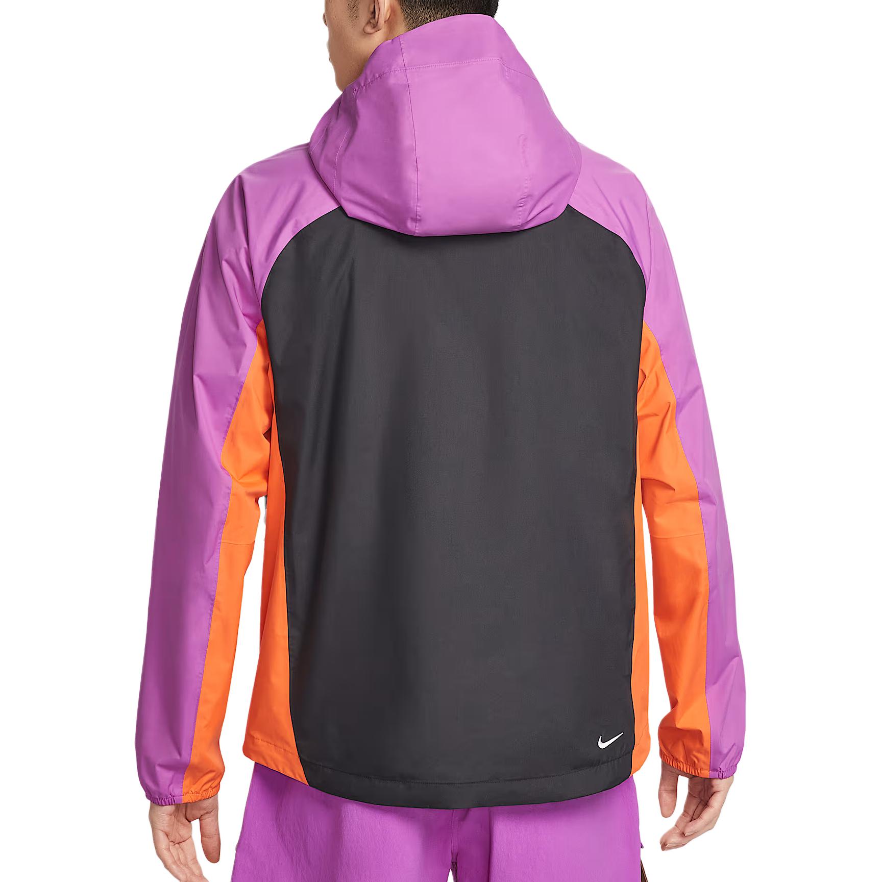Куртка ветровка ACG Hiking Waterproof, Windproof, Lightweight, Rainproof для мужчин Nike, bright фиолетовый/черный/safe оранжевый/mountain белый — фото 3