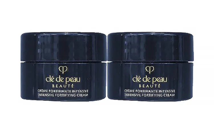 Clé De Peau Beauté Набор пробников ночного восстанавливающего крема для сияния и увлажнения 2мл*2/5мл, 5ml — фото 4