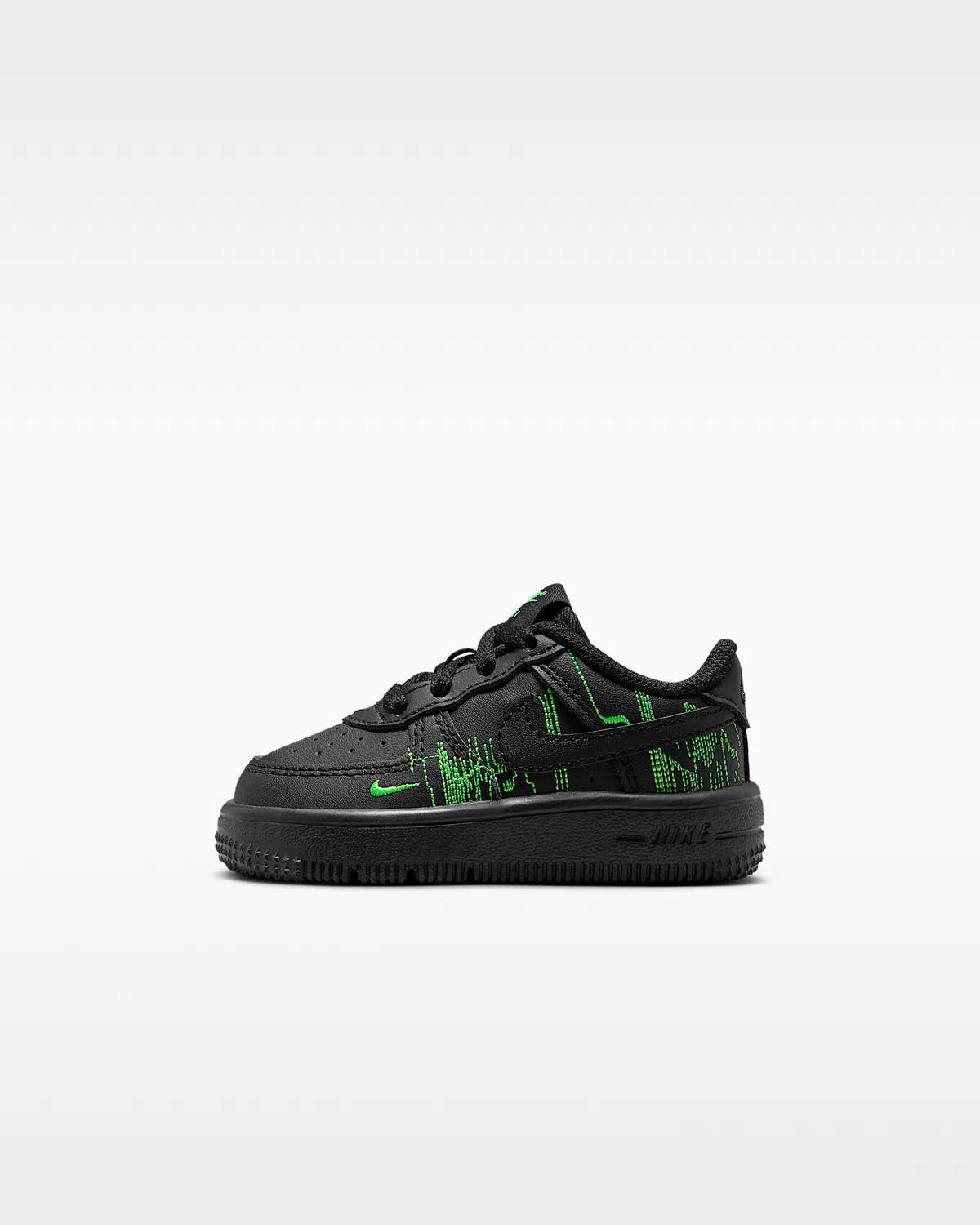 Детские кроссовки Nike Force 1 Low LV8, Black/Green Strike/Vivid Purple/Black