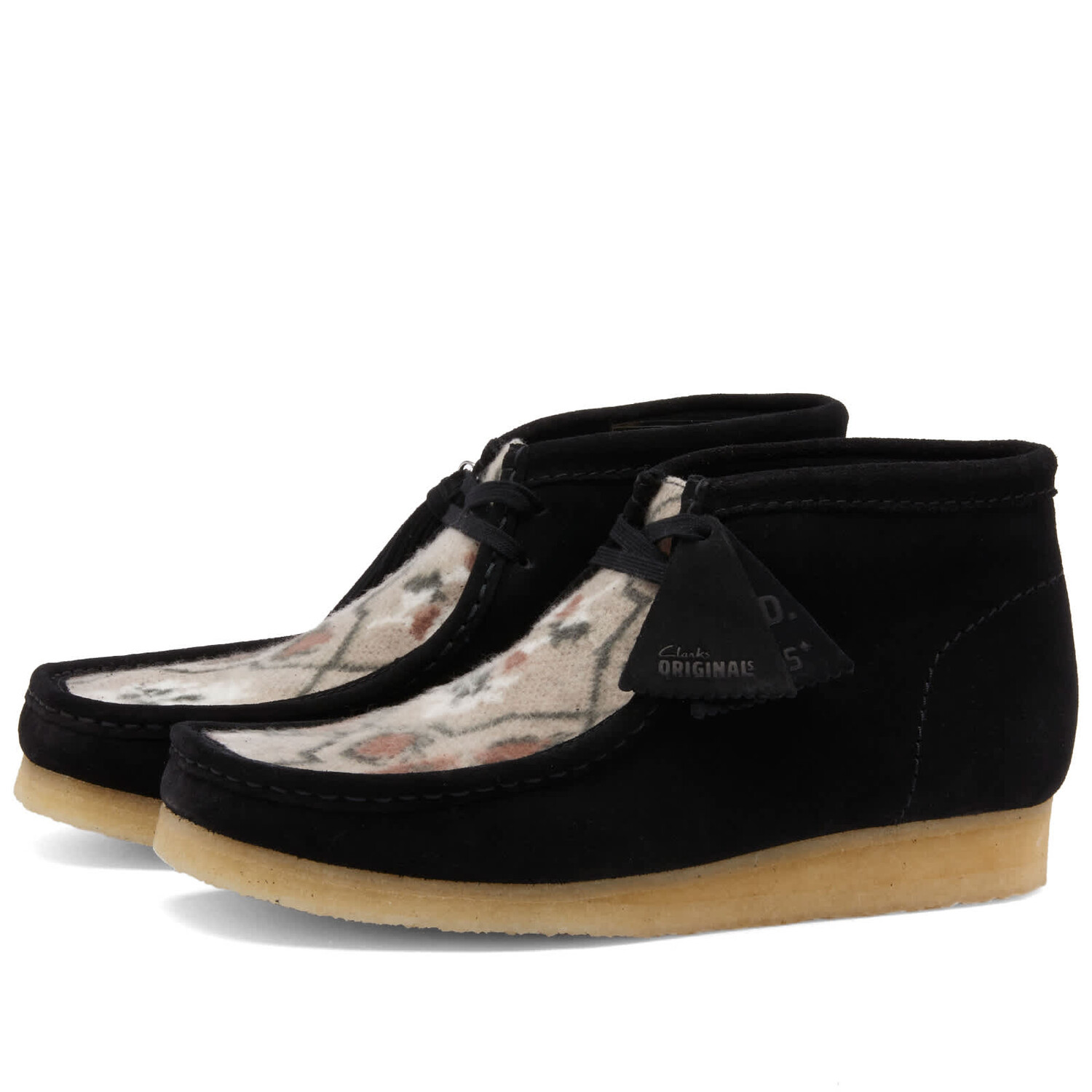 

Ботинки End. X Clarks Originals X Beams Plus 'Ski Club' Wallabee, цвет Black Interest