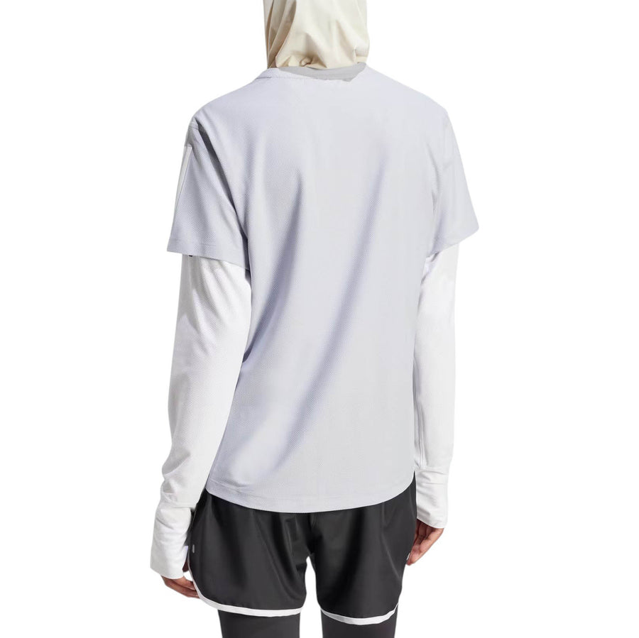 Футболка (WMNS) adidas Own The Run T-shirt 'Halo Silver', серый — фото 3