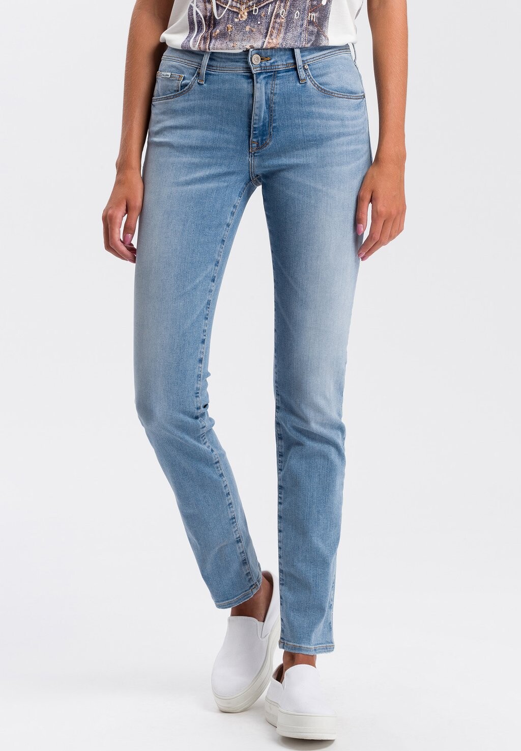 

Джинсы облегающего кроя Cross Jeans