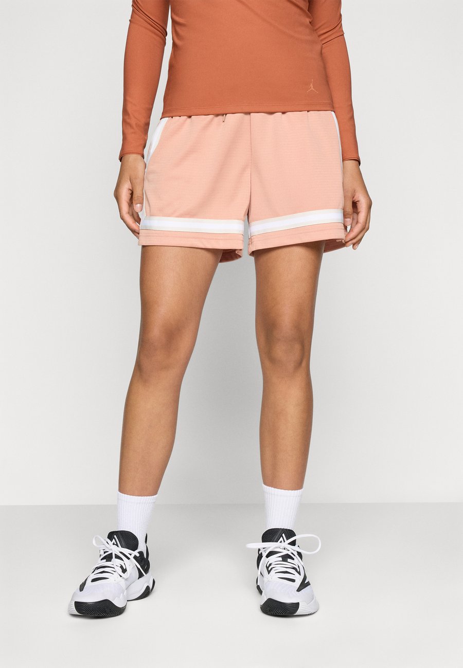 

Спортивные шорты Nike Performance CROSSOVER SHORT, Rose Gold/Light Orewood Brown/Pink