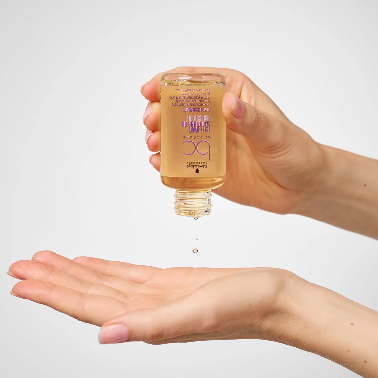 Разглаживающее масло Bonacure Frizz Away с маслом бабассу от Schwarzkopf Professional Bc Bonacure — фото 4