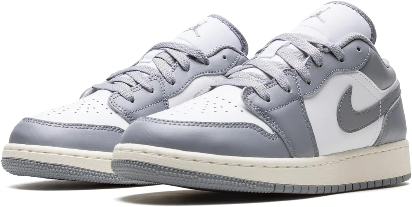 Детские кроссовки Nike Air Jordan 1 Low, Vintage Grey/White — фото 2