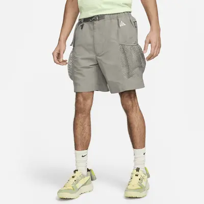 

Шорты Nike ACG "Snowgrass", цвет Dark Stucco/Summit White