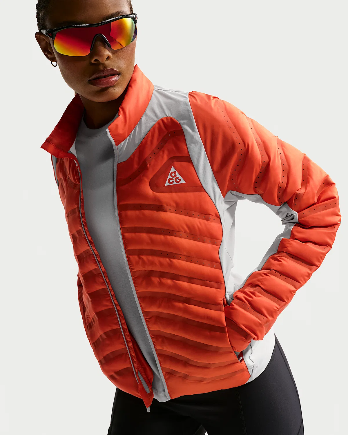 Женская термокуртка для трейлраннинга Nike ACG "Lava Loft" Therma-FIT, Safety Orange/Light Orewood Brown/Cream II/Summit White — фото 4