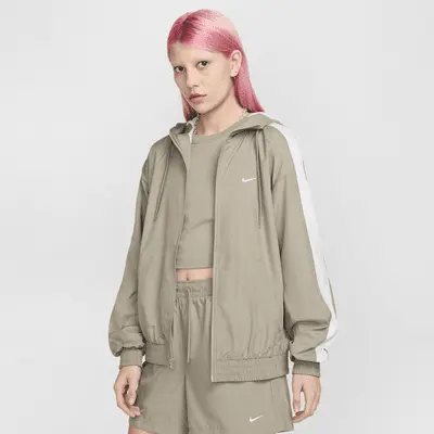 

Куртка Nike Sportswear Classic Wovens, цвет Light Army/White