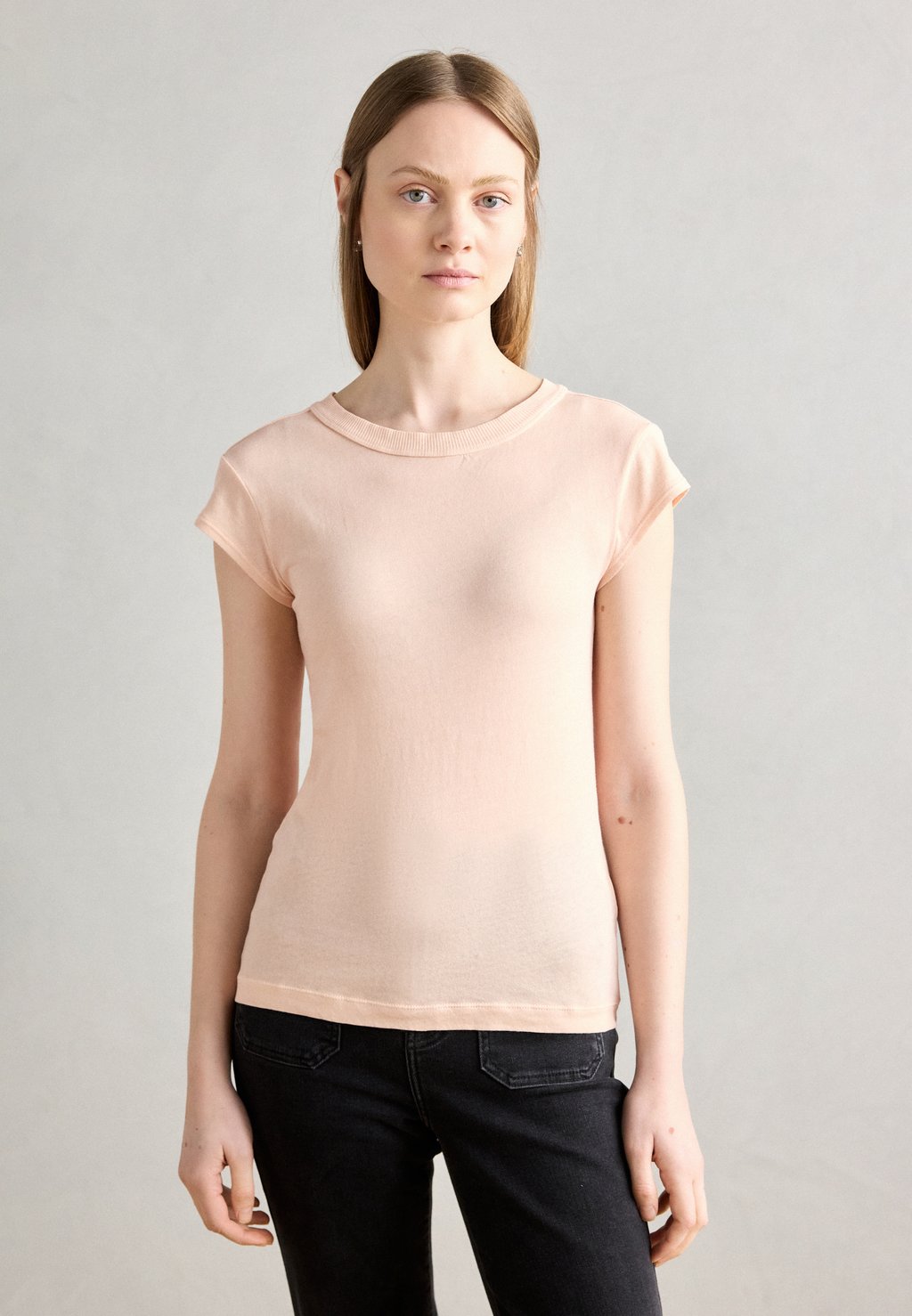 

Базовая футболка SHORT SLEEVE ROUND NECK Marc O'Polo, светло-розовый