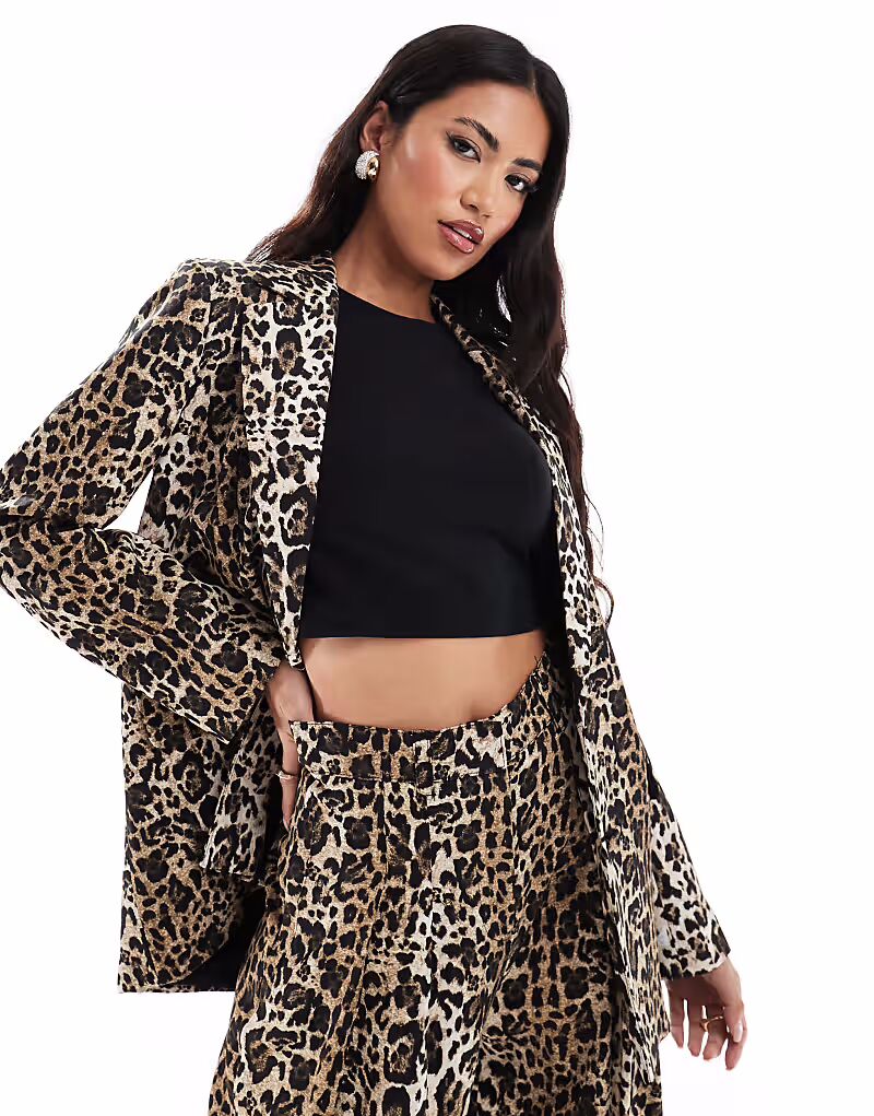 

Координированный комплект River Island с леопардовым принтом: пиджак и брюки светло-коричневого цвета