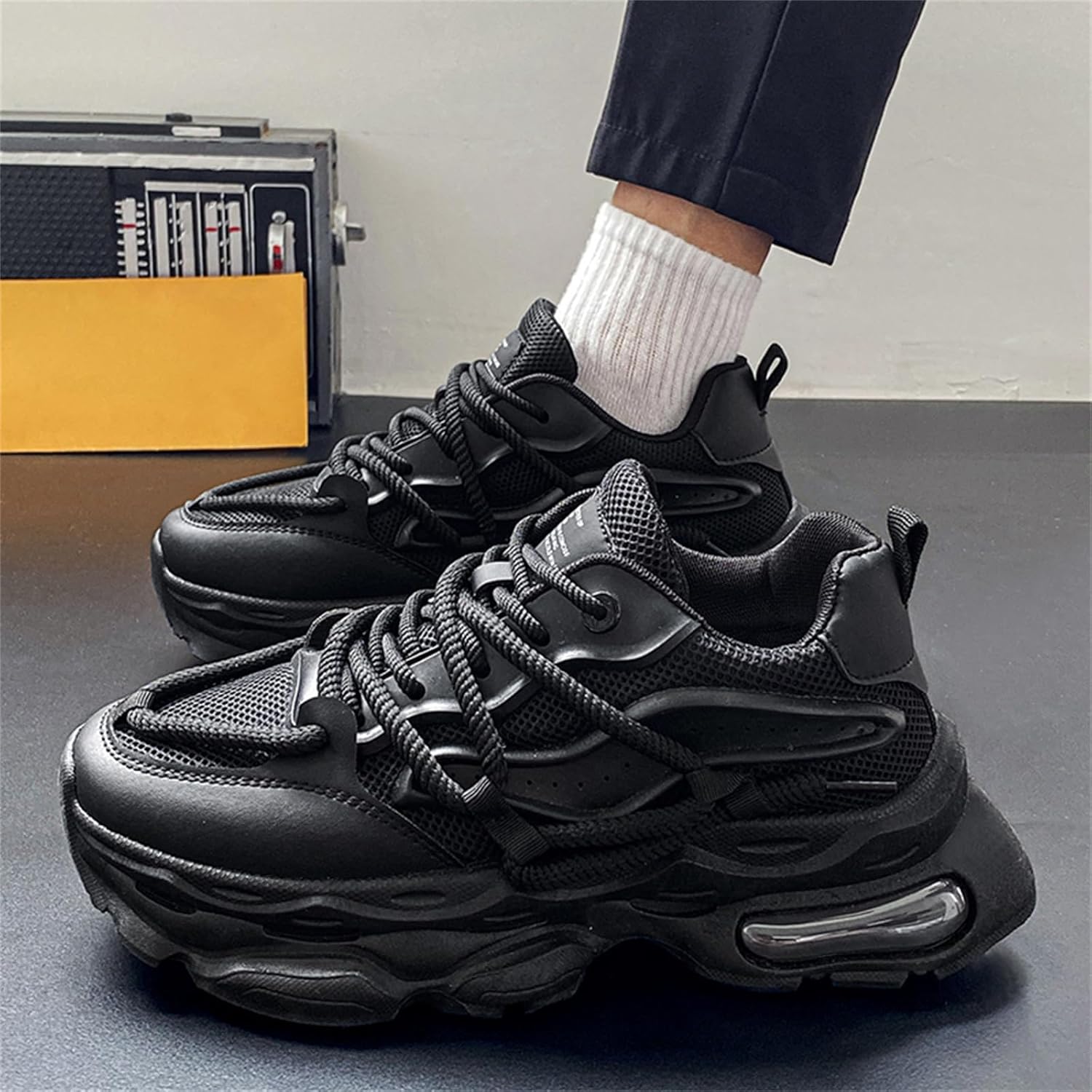 Мужские кроссовки TengfeiFly Platform Dad Sneaker из сетчатой и кожаной поверхности, на шнуровке, повседневные, с массивным каблуком, круглым носком, с воздушной подушкой, легкие, мягкие и дышащие, для прогулок, бега и улицы, черный — фото 4