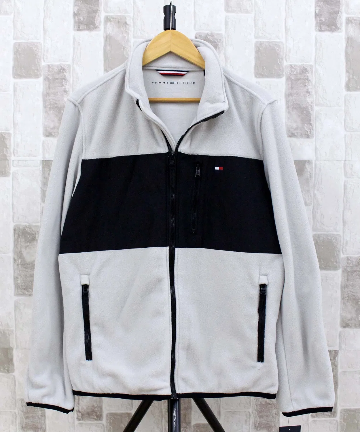Флисовая куртка со стоячим воротником Tommy Hilfiger, чёрная — фото 2