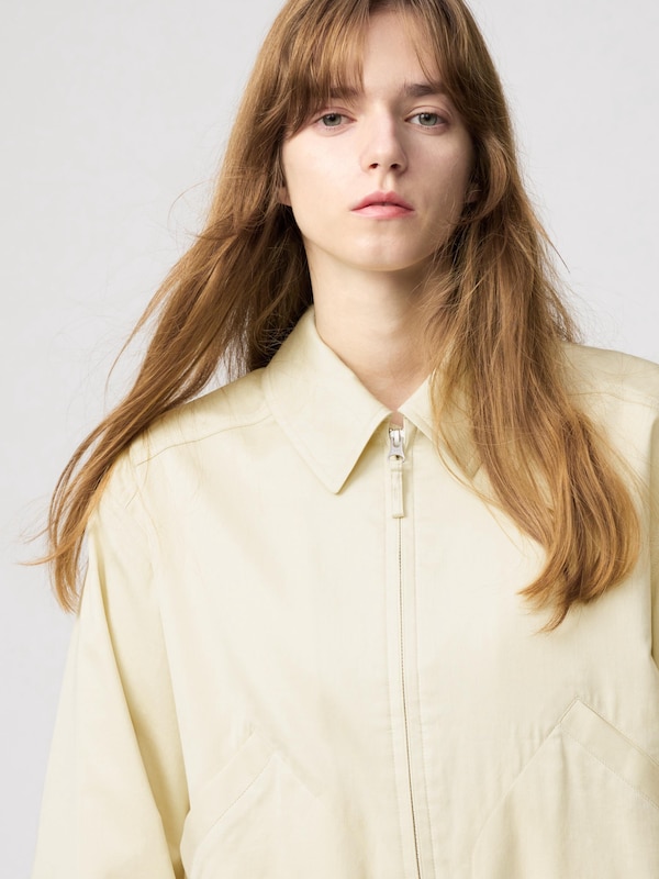 Короткая куртка на молнии Uniqlo, светло-бежевый — фото 4