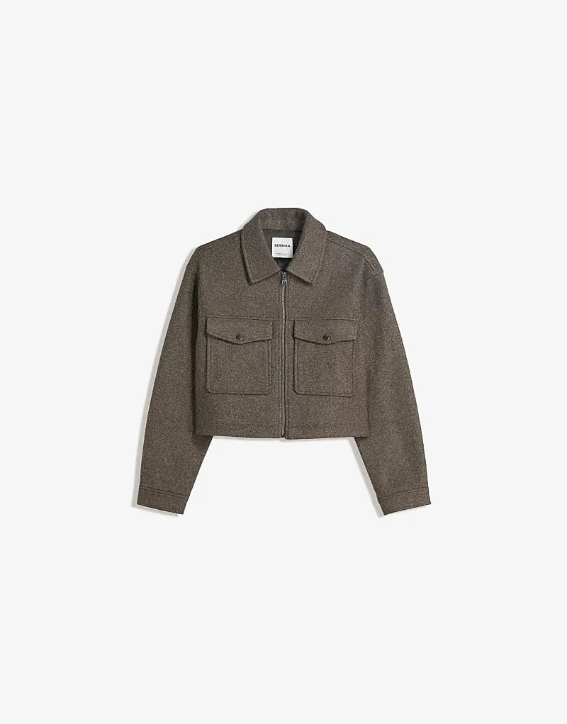 

Куртка Bershka из мягкой фетровой ткани коричневого цвета