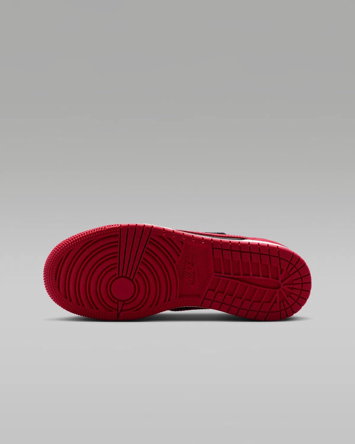 Детские кроссовки Air Jordan 1 Retro Low OG "Banned", Black/Varsity Red/Summit White/Black — фото 2