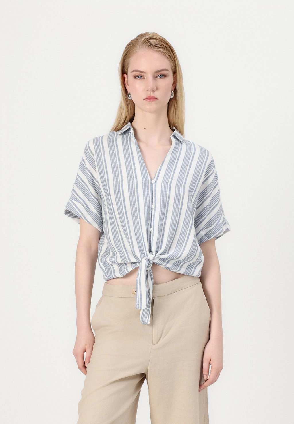 

Блузка на пуговицах ONLCARO KNOT SHIRT ONLY, синий