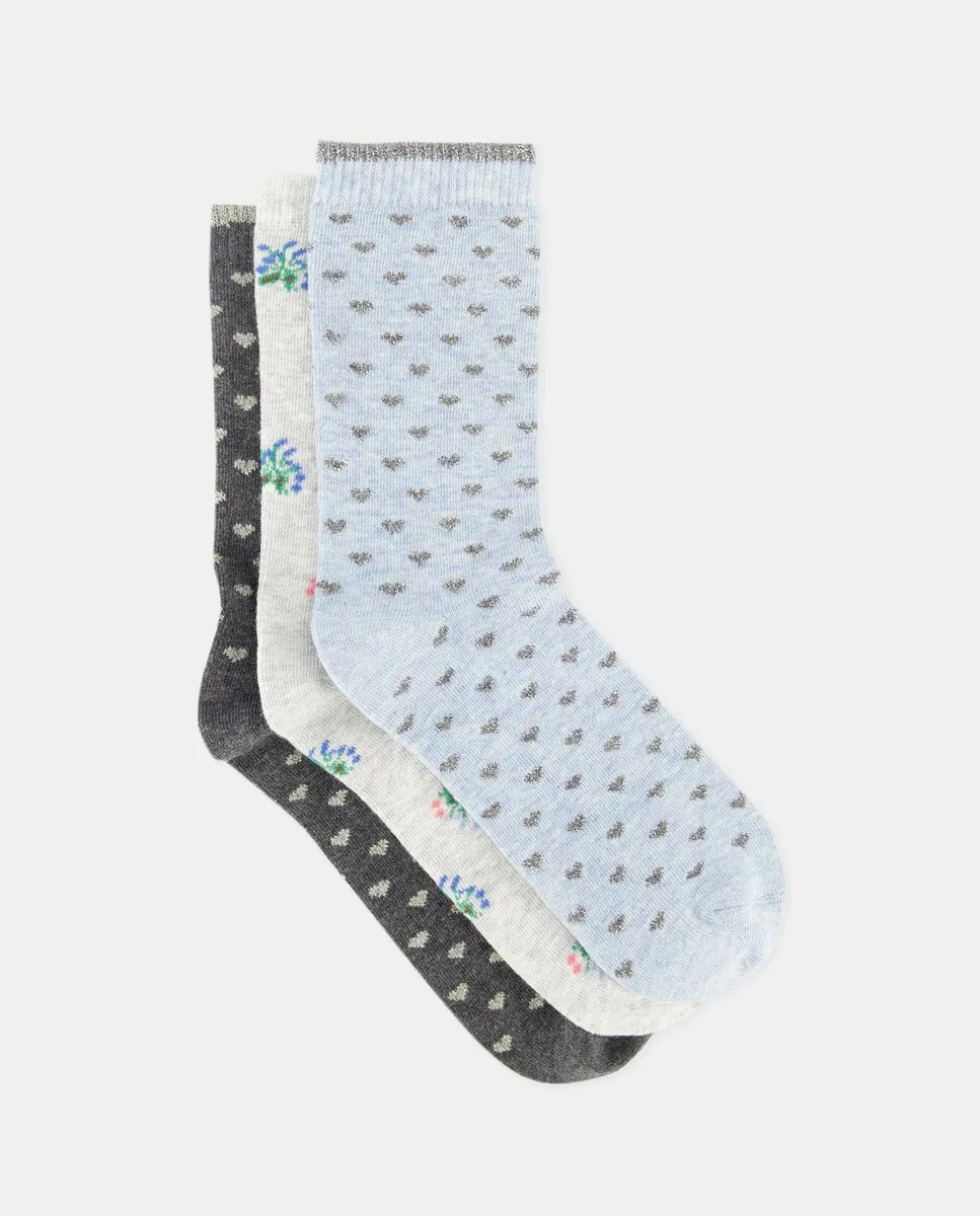 

В упаковке 3 пары женских носков-сердечек Easy Wear, мультиколор