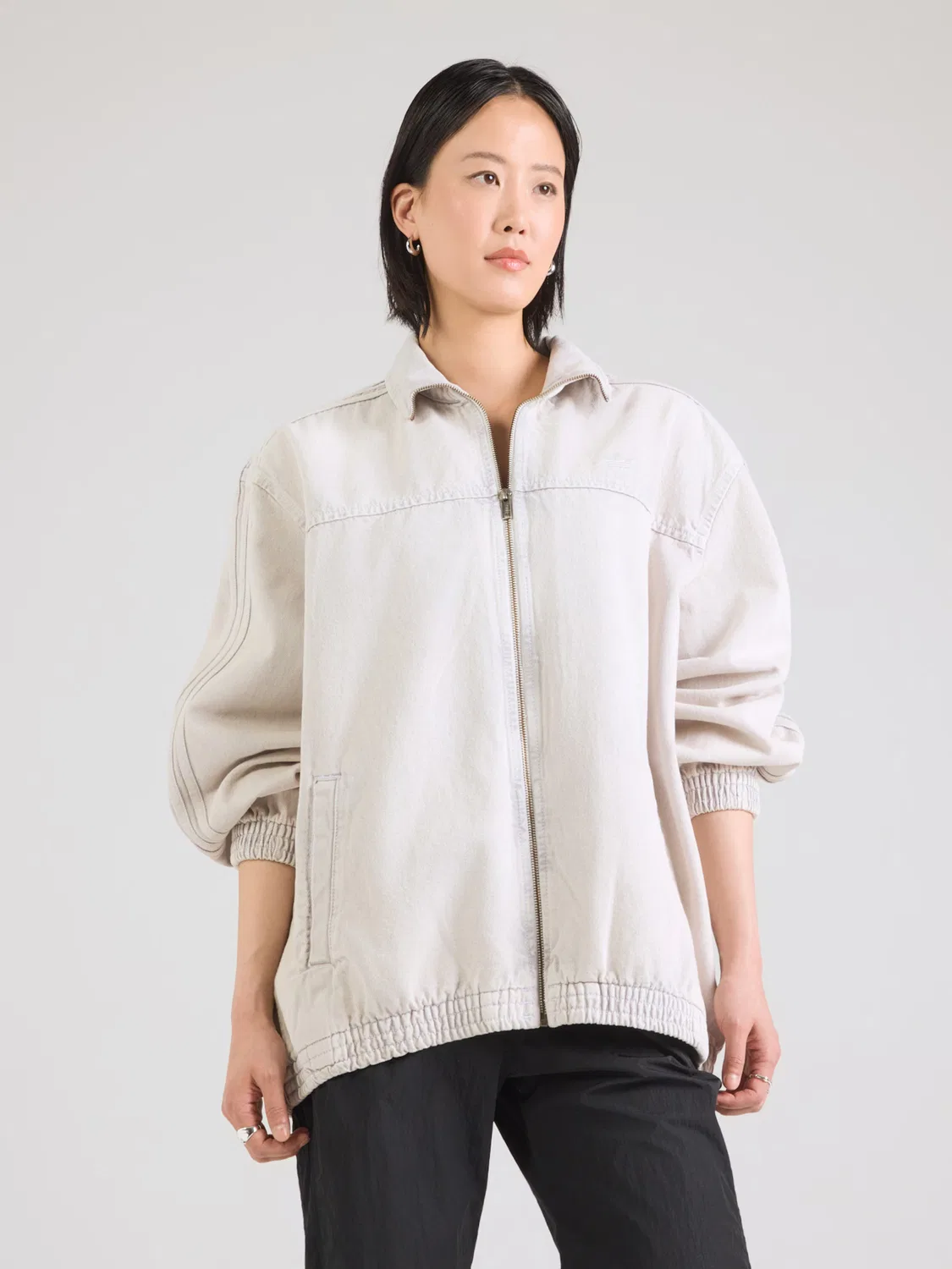 Куртка Adidas Originals Between-Season FIREBIRD светло-серого цвета — фото 3