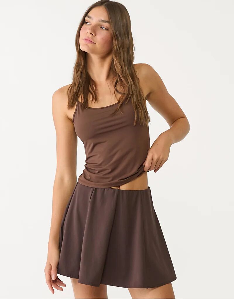 

Коричневые шорты Stradivarius Skater