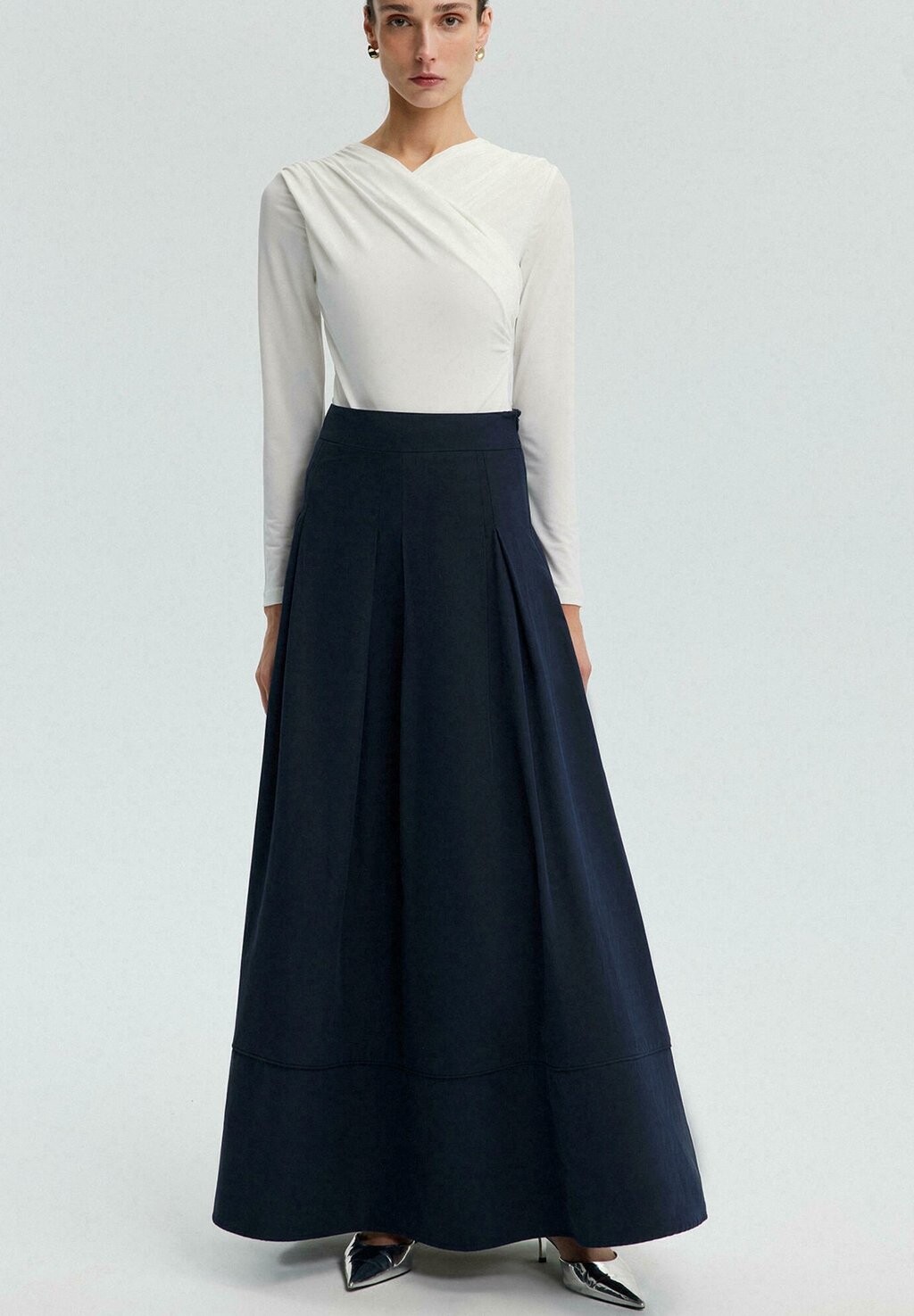 

Длинная юбка Touché Privé, темно-синяя