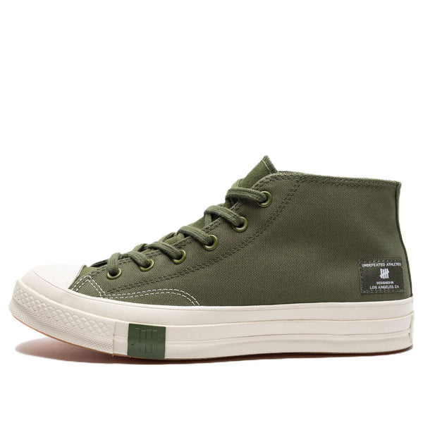 

Кроссовки undefeated x chuck 70 mid 'chive parchment' Converse, зеленый